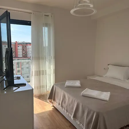 Aurela Lejlighed Lezhë