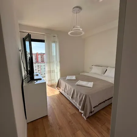 Aurela * Αλέσιον